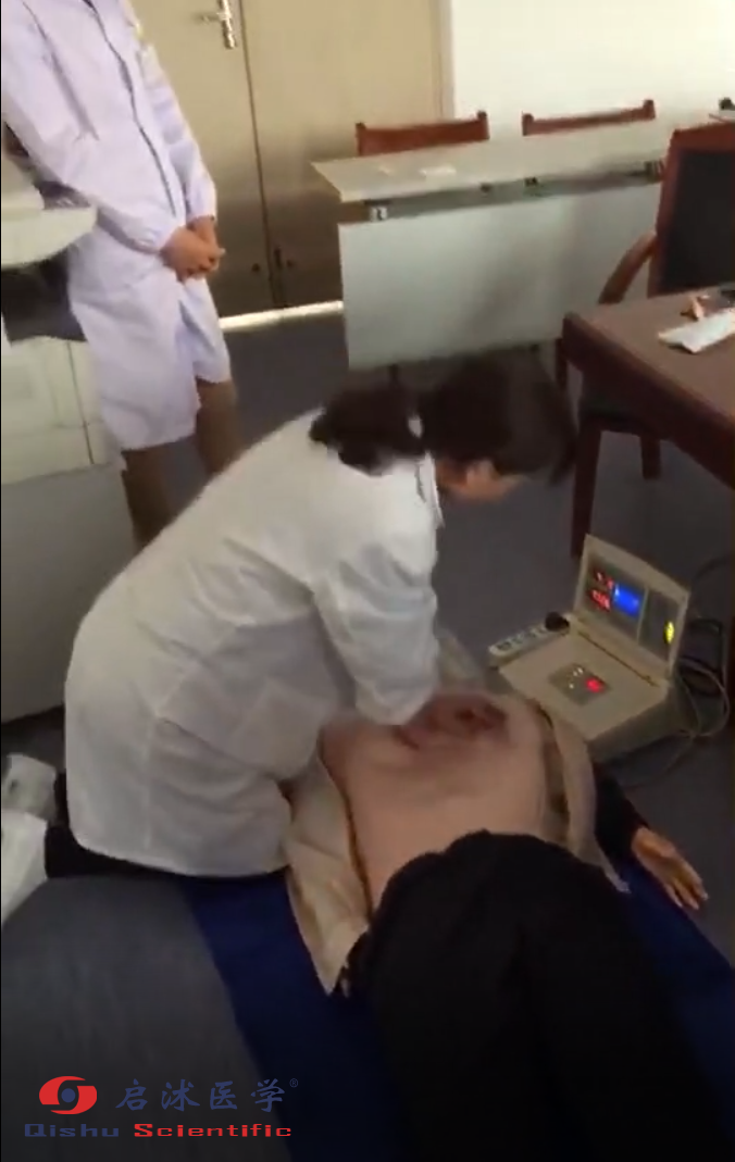 心肺复苏模型护士模拟实训